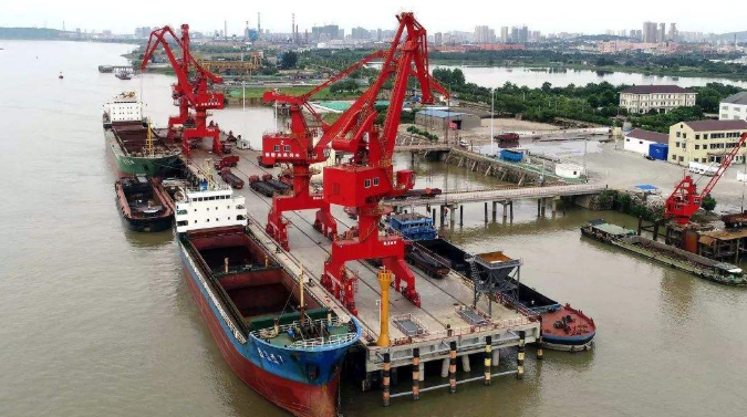 迪庆概述露天料场港口封闭问题的实行方法